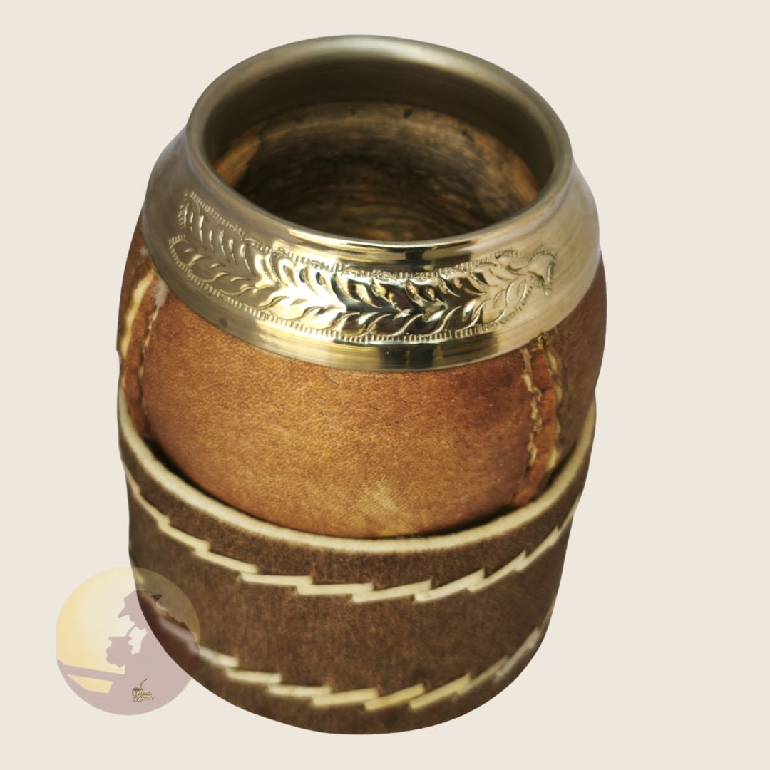 Torpedo y Posamate de Cuero Crudo con Virola Cincelada - Imagen 5